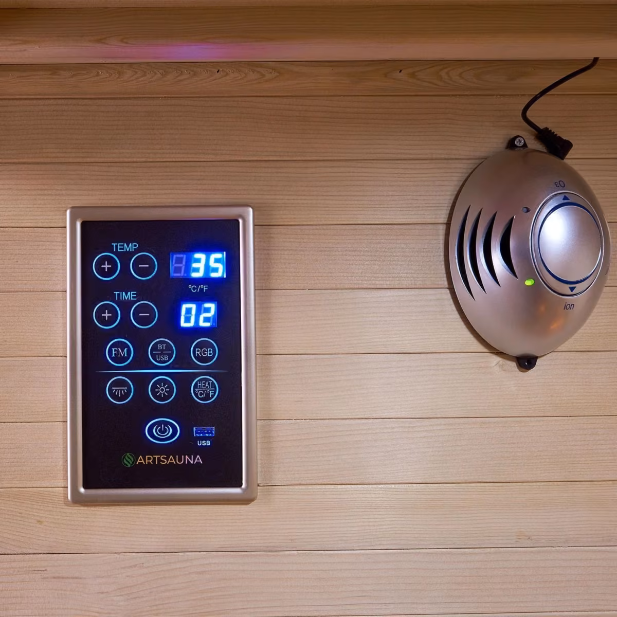 Artsauna Kolding Infrarotkabine, Bedienpanel und Ionisator